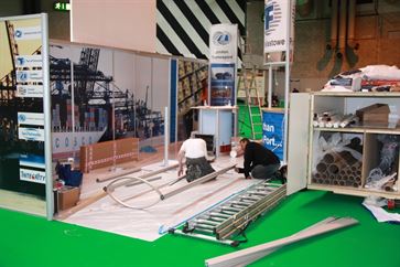 Multimodal Exhibition Stand for Hutchinson Ports (UK)  image 13
