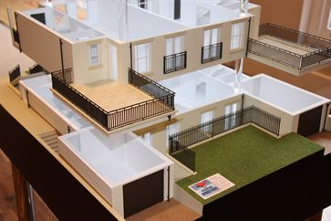 Large House Model image 10